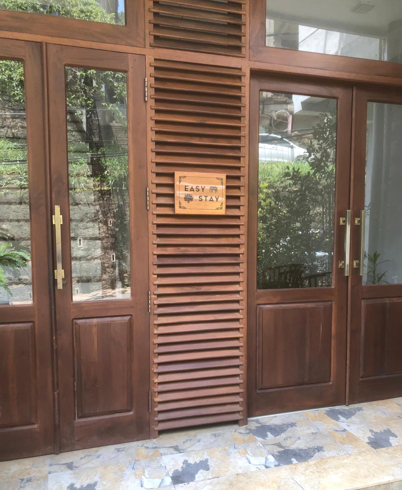 Easy Stay كاندي المظهر الخارجي الصورة